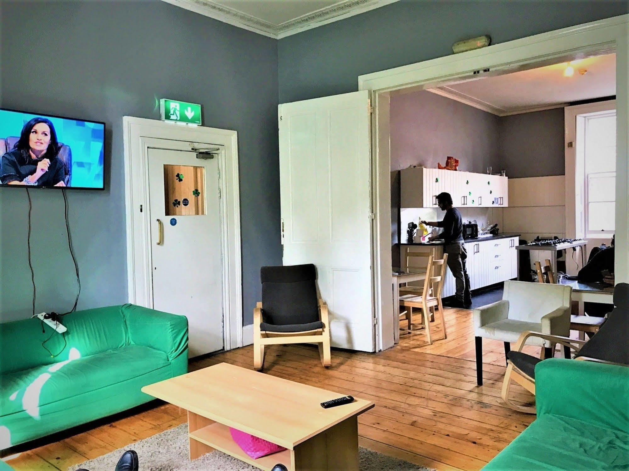 Backpackers Citi Hostel Dublin Exterior photo